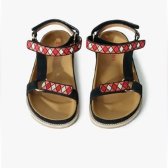 XIRENA ANAIS SANDAL Black and Red suede Sandals size 8 - Picture 2 of 6